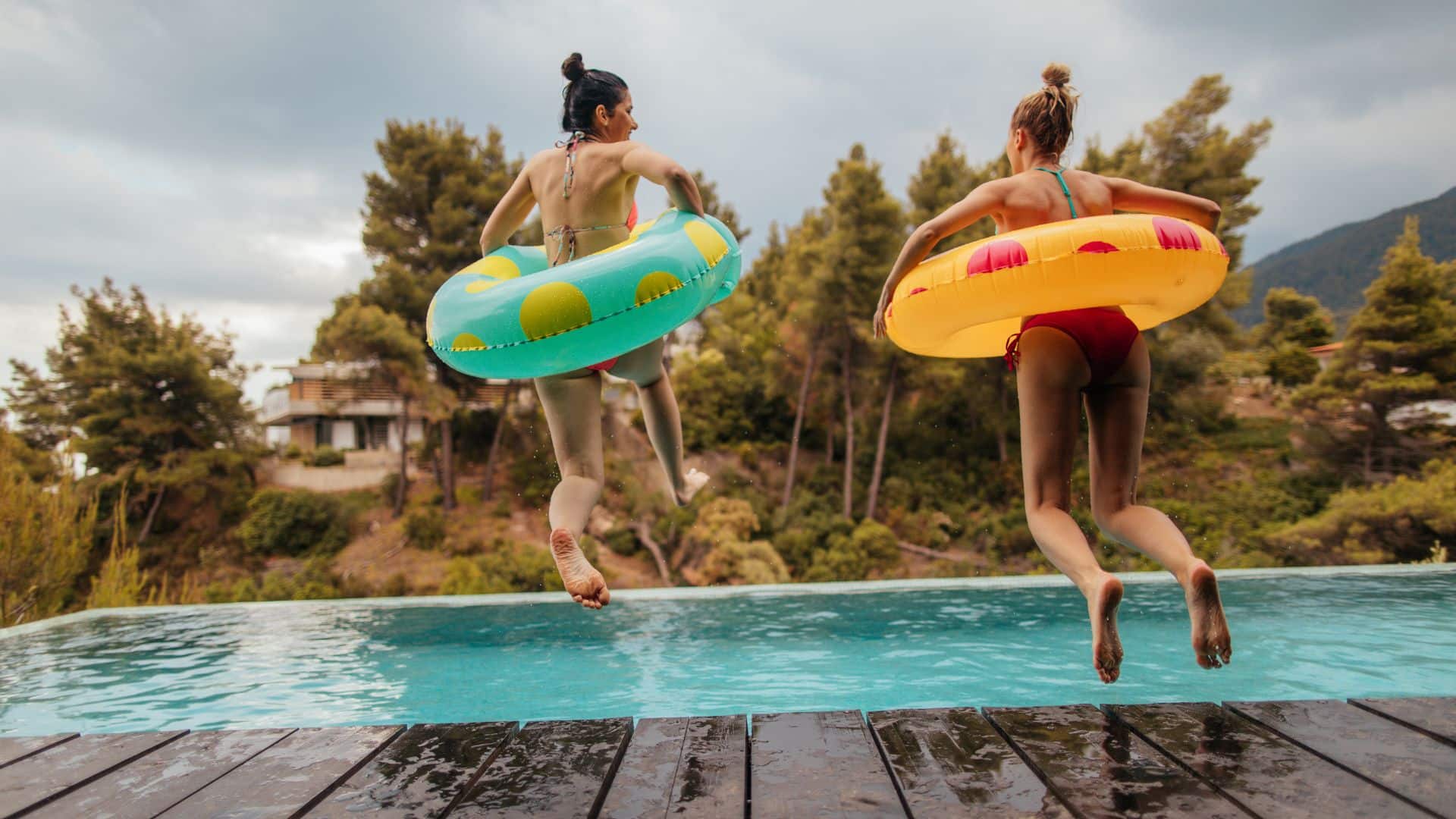 Piscine gonflable : types, avantages, inconvénients et prix