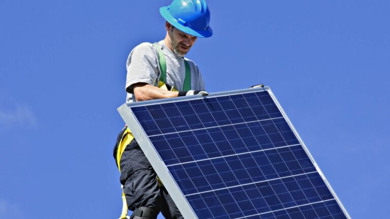Rendement du panneau solaire : Optimisez la performance de votre installation solaire