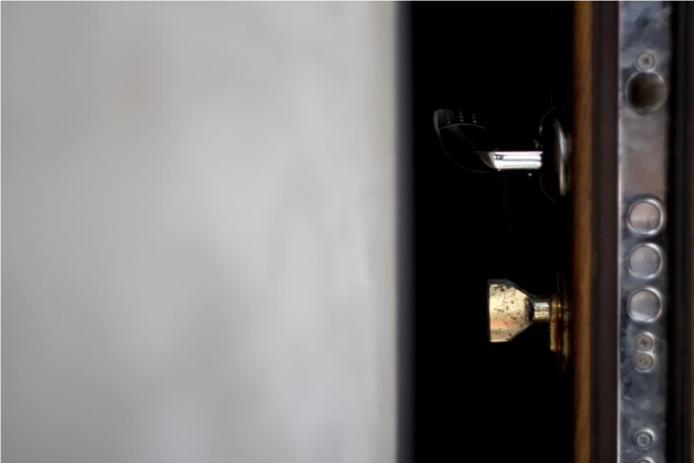 Trouvez la porte blindée idéale avec Tordjman : un large choix à prix attractifs