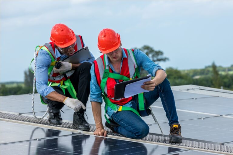 Comment vérifier la qualité d’un panneau solaire : les critères essentiels
