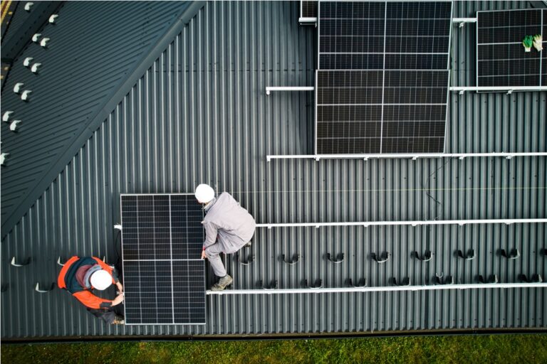 Guide pour brancher 2 panneaux solaires en parallèle