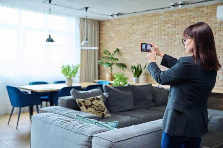 Elle n’avait plus de place chez elle, mais ce défi de 30 jours a métamorphosé son intérieur sans qu’elle dépense un centime