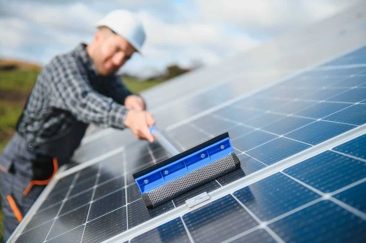 nettoyage panneaux solaires
